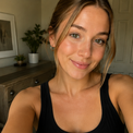 <strong>Amanda K</strong>